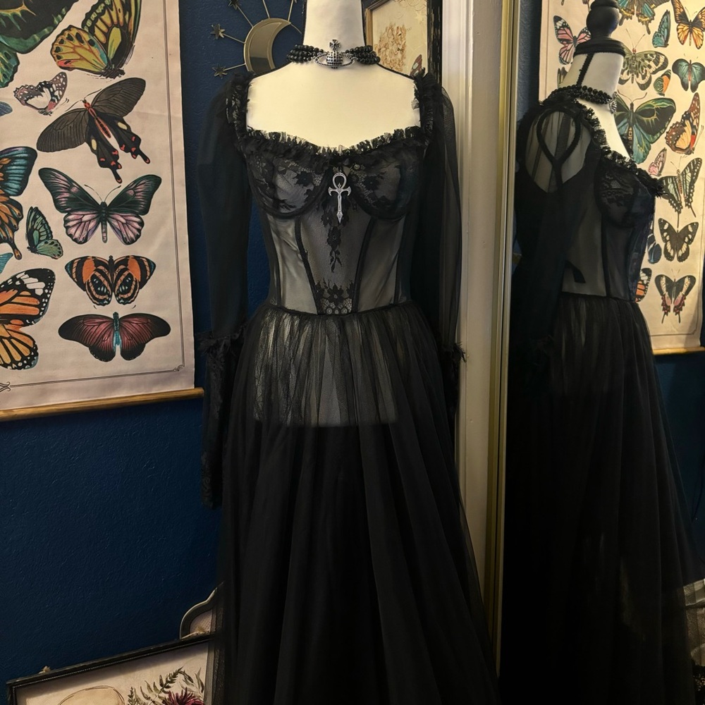 Widow Dance With Death black Gothic sheer lace dress